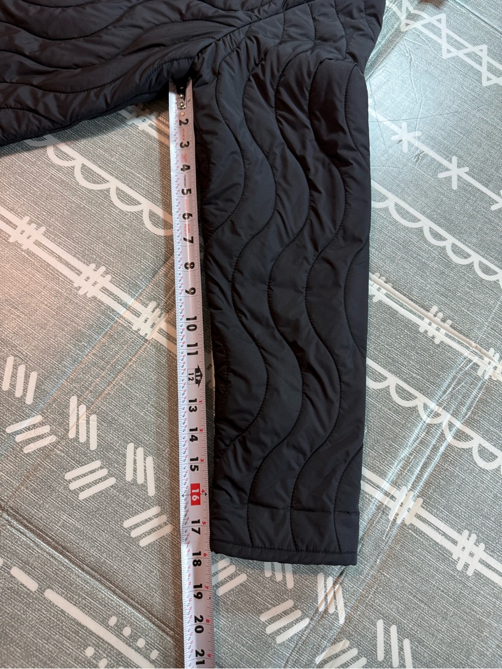 Bernardo EcoPlume Hooded Quilted Jacket - Picture 11 of 11